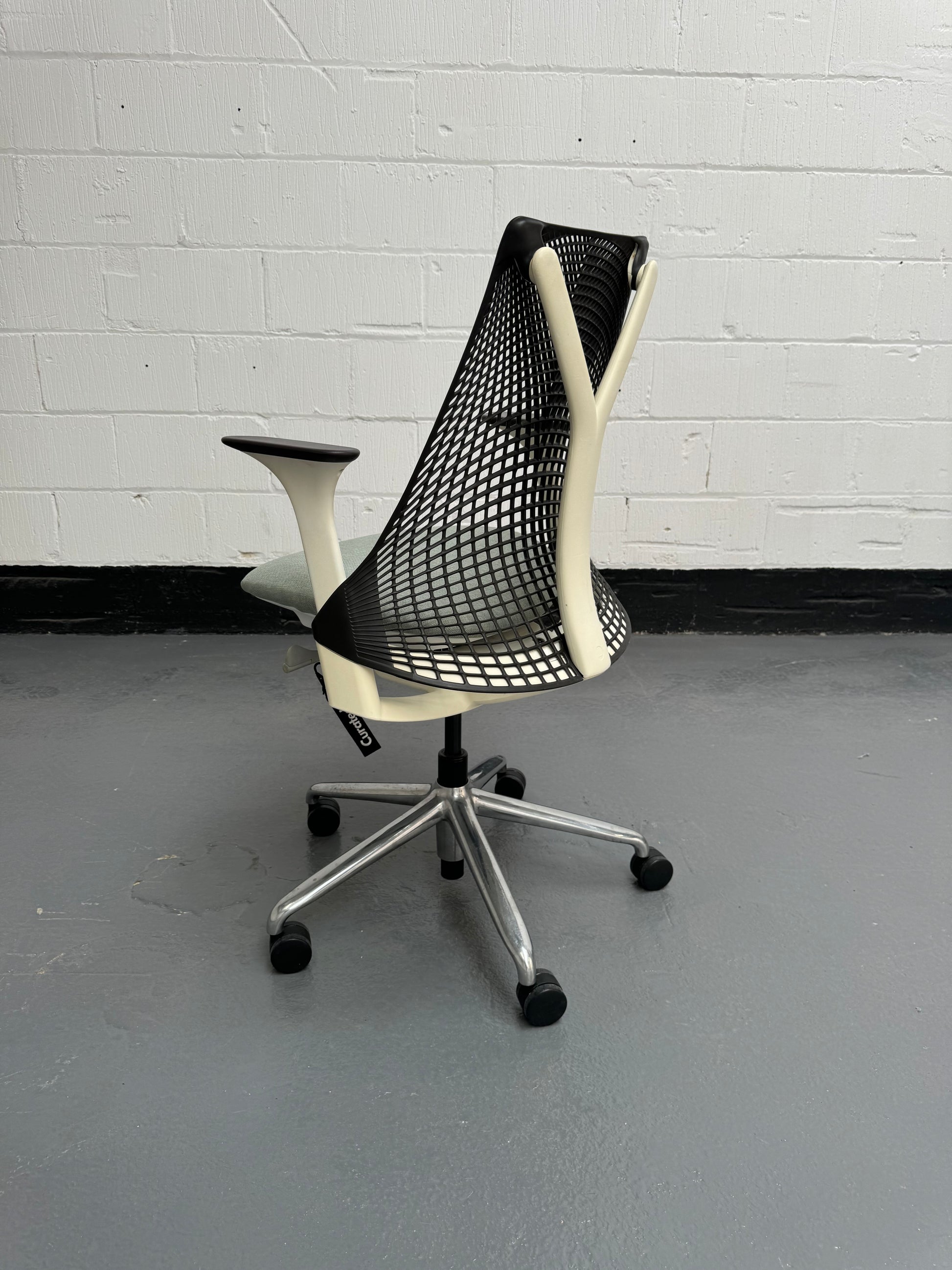 Herman Miller Sayl Light Verde Lume