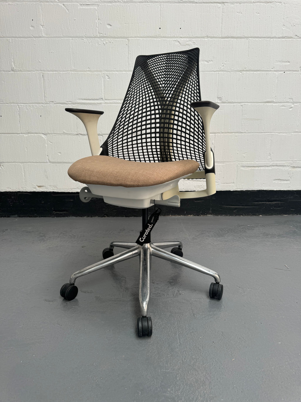 Herman Miller Sayl Light Oatstone