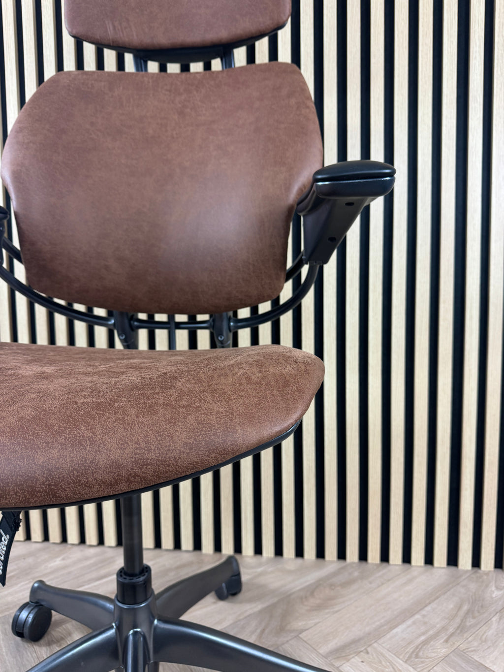 Humanscale Freedom Highback Distressed Brown Leather