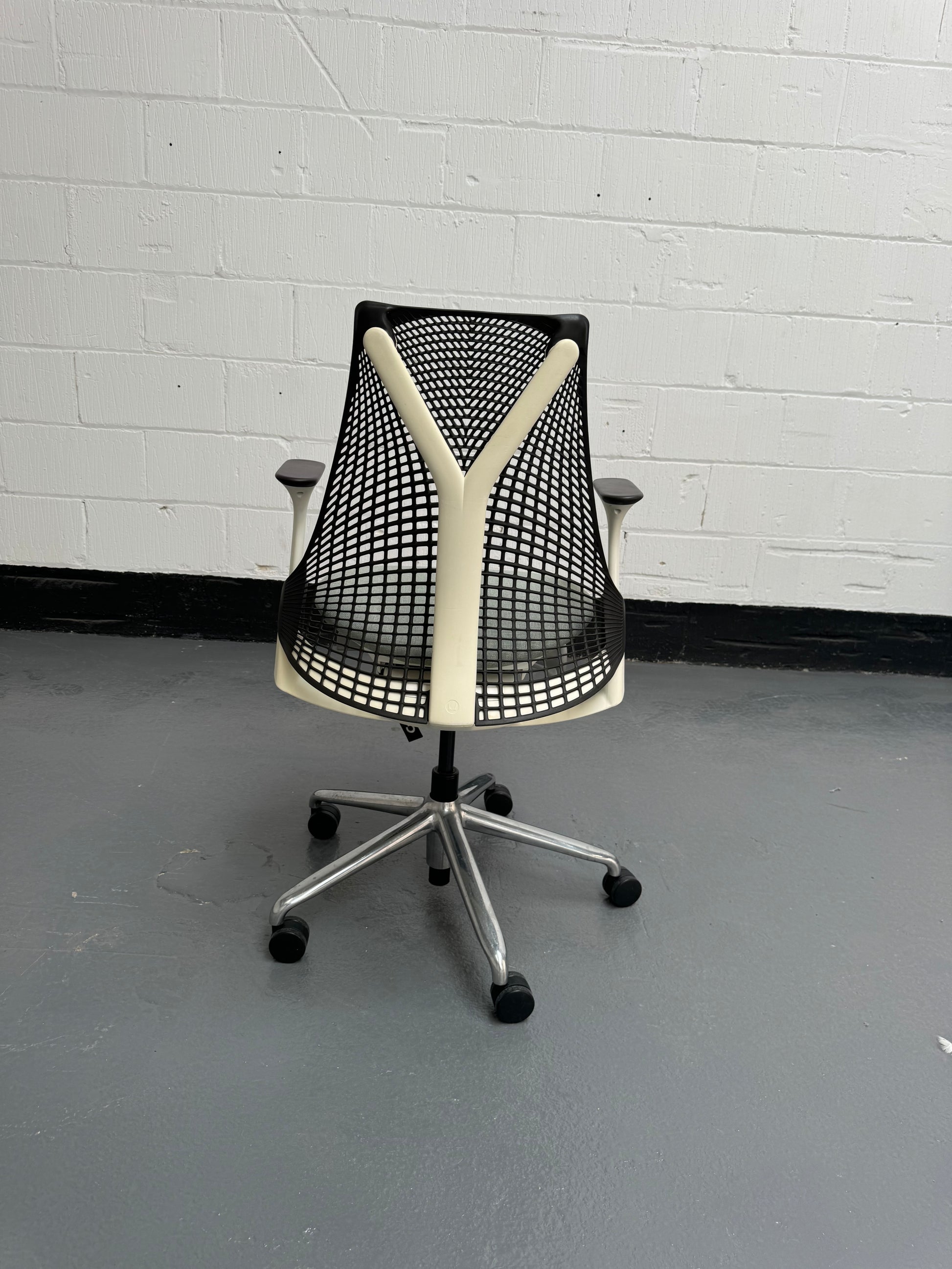 Herman Miller Sayl Light Verde Lume