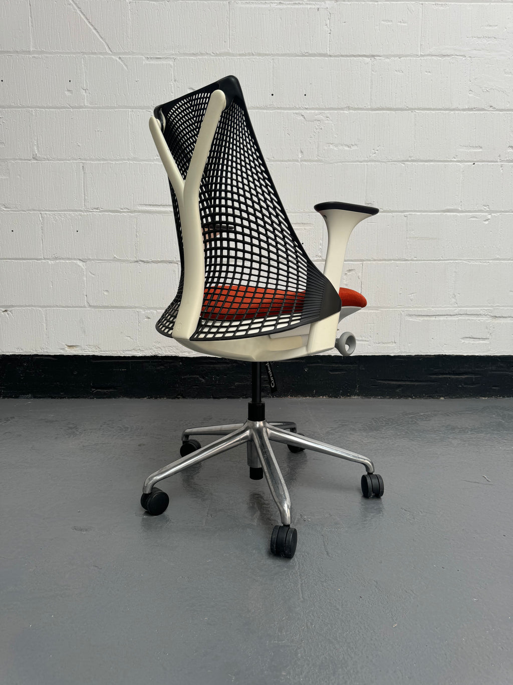 Herman Miller Sayl Light Sunset Saffron