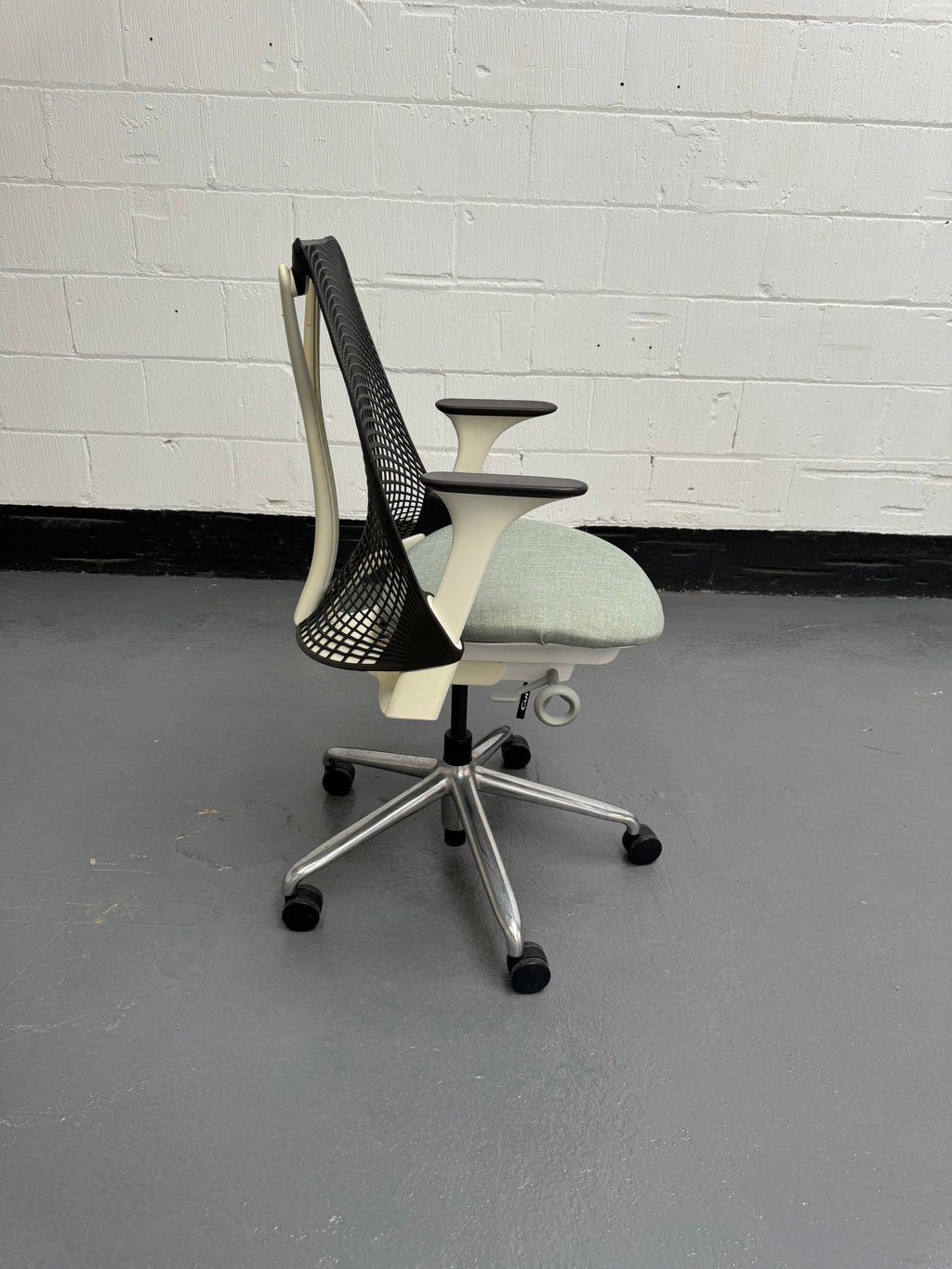 Herman Miller Sayl Light Verde Lume
