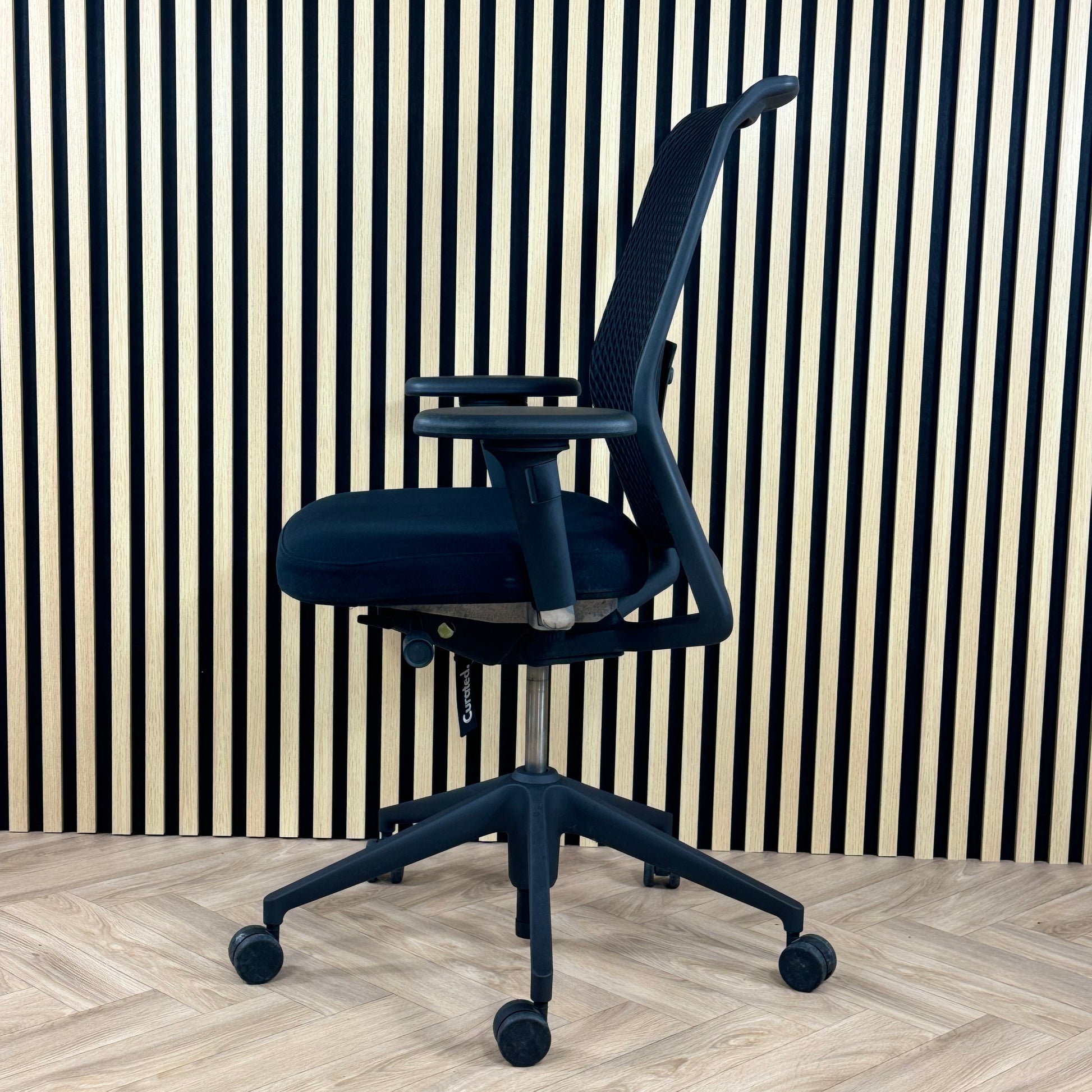 Vitra ID Mesh Chair Black