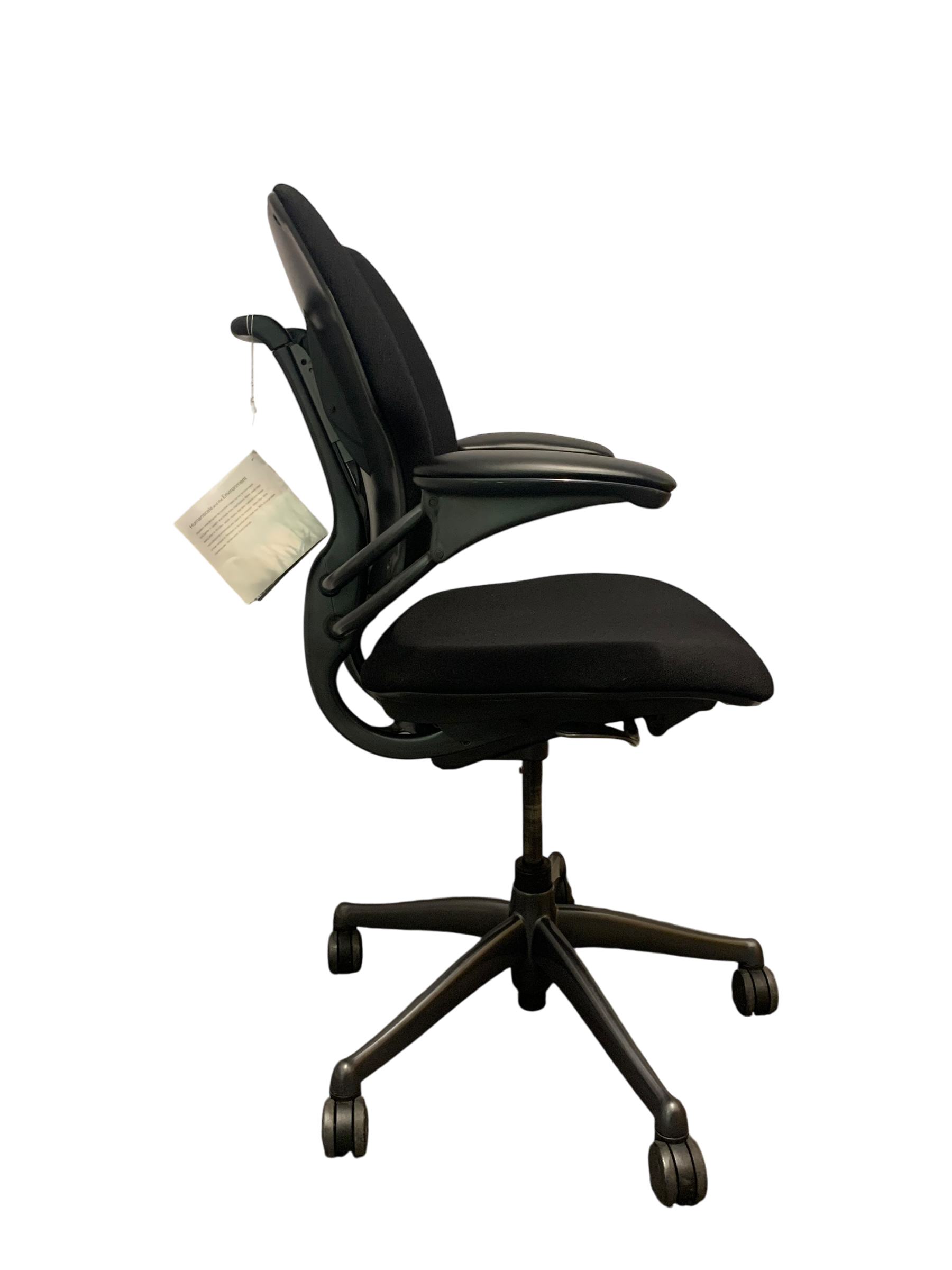 Humanscale Freedom Black Edition