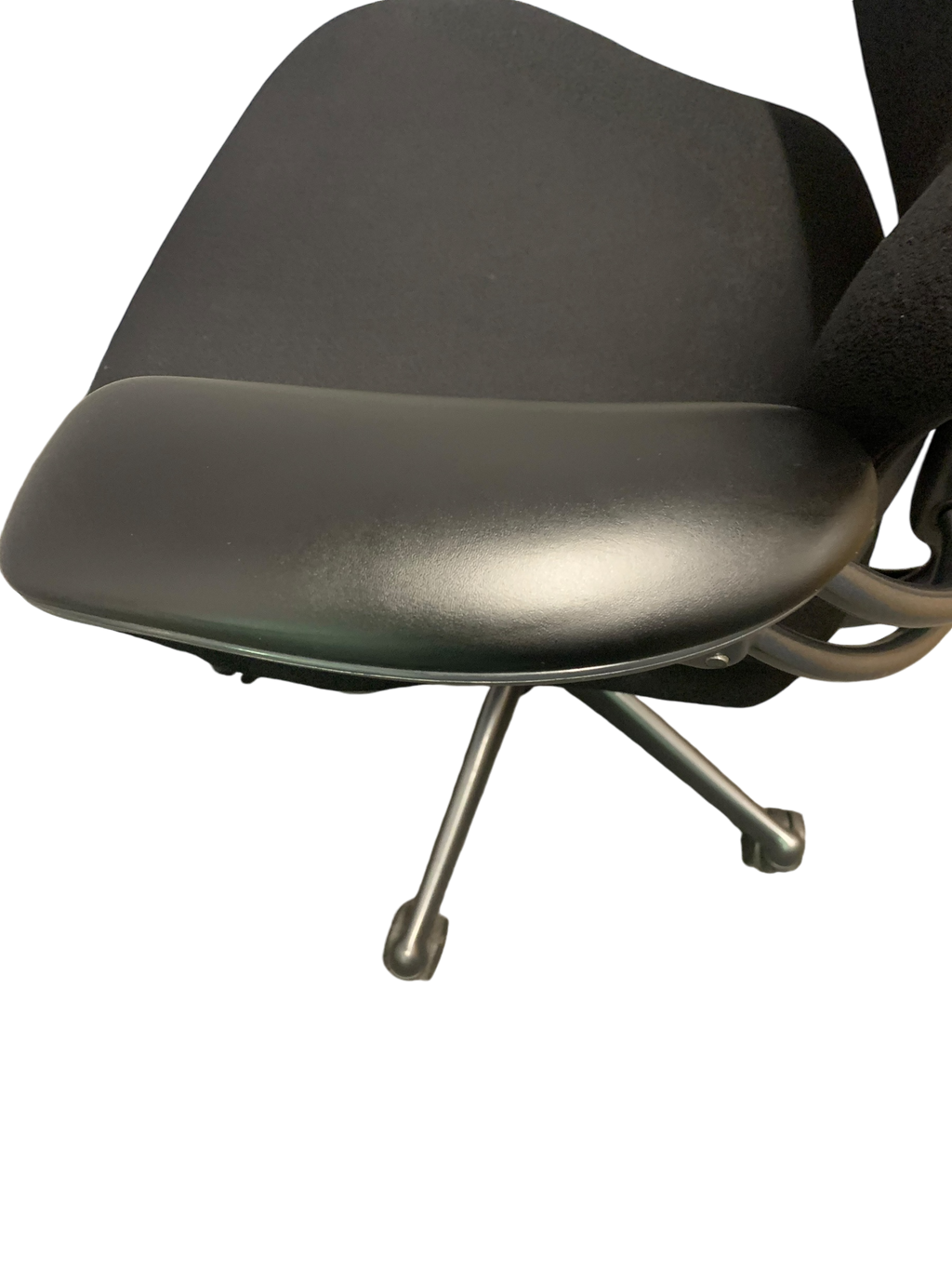 Humanscale Freedom Black Edition