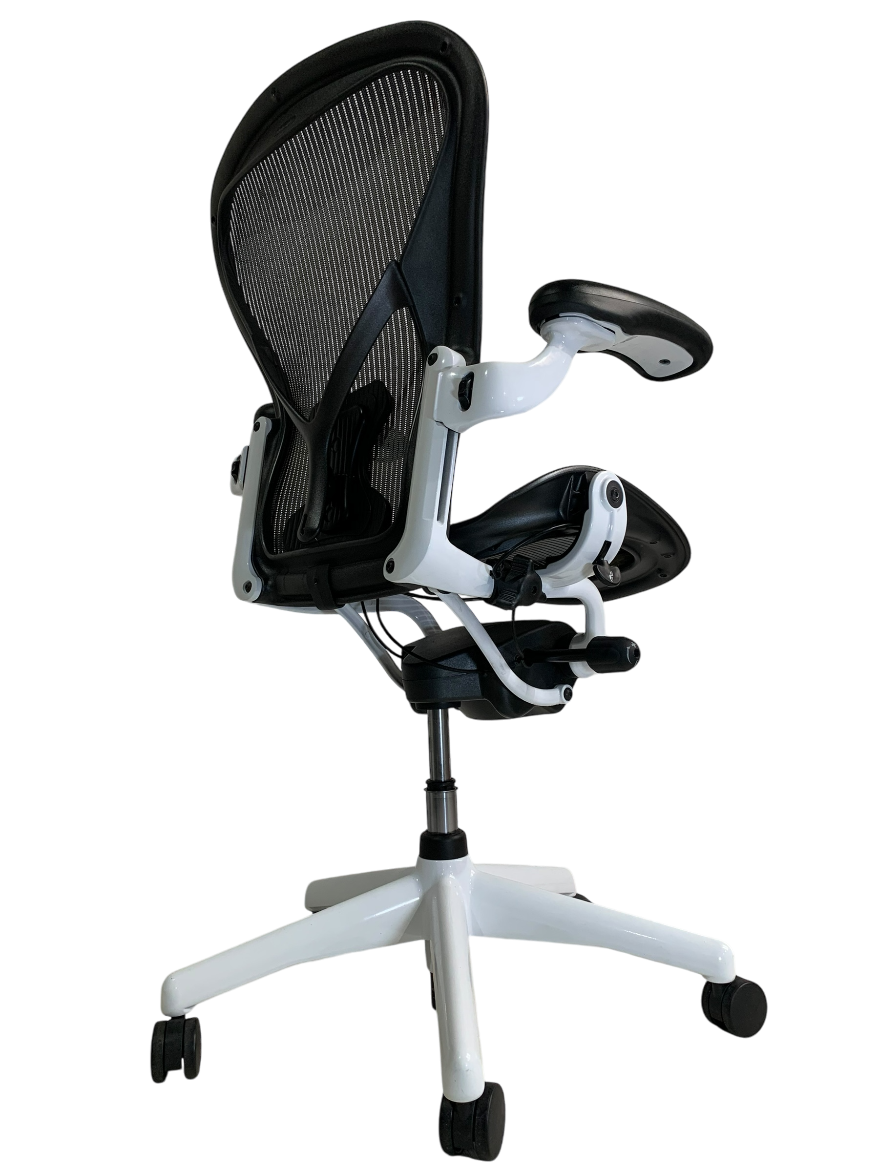 Herman Miller Aeron Size B White Posturefit