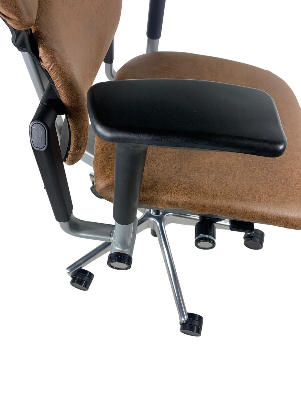 Steelcase Please V2 Distressed Leather Chrome