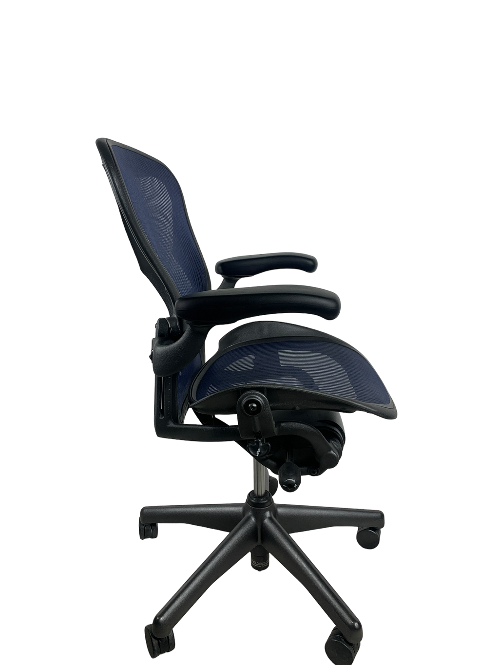 Herman Miller Aeron Carbon Blue