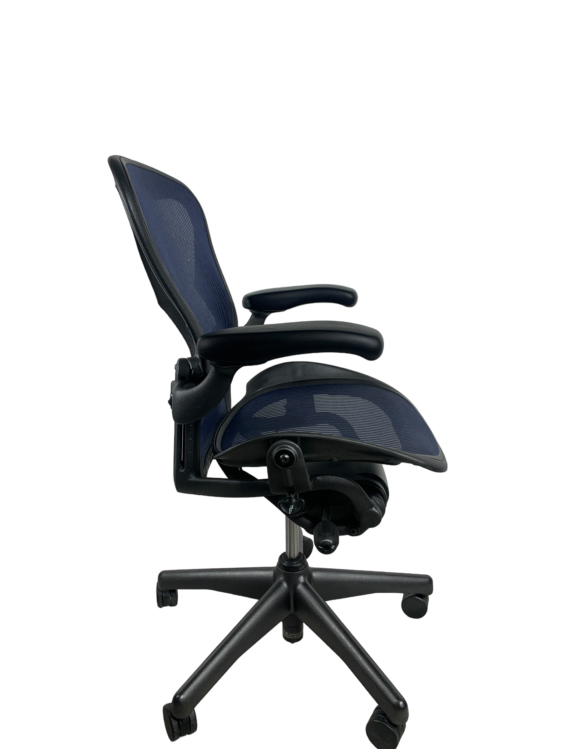 Herman Miller Aeron Carbon Blue
