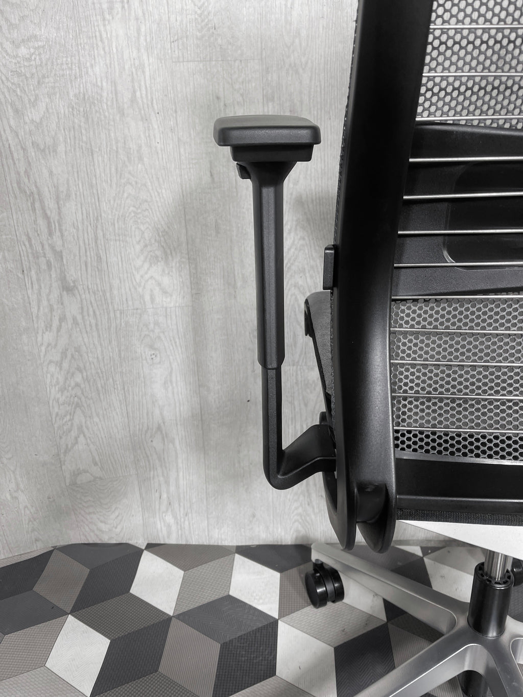 Steelcase Think Distressed Grey Leather Office Chair Fully Loaded
