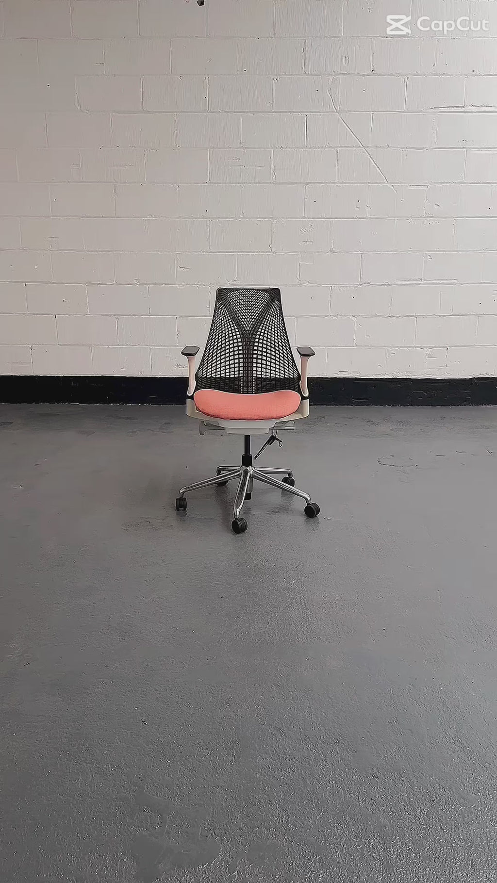Herman Miller Sayl Light Old Mill Pink