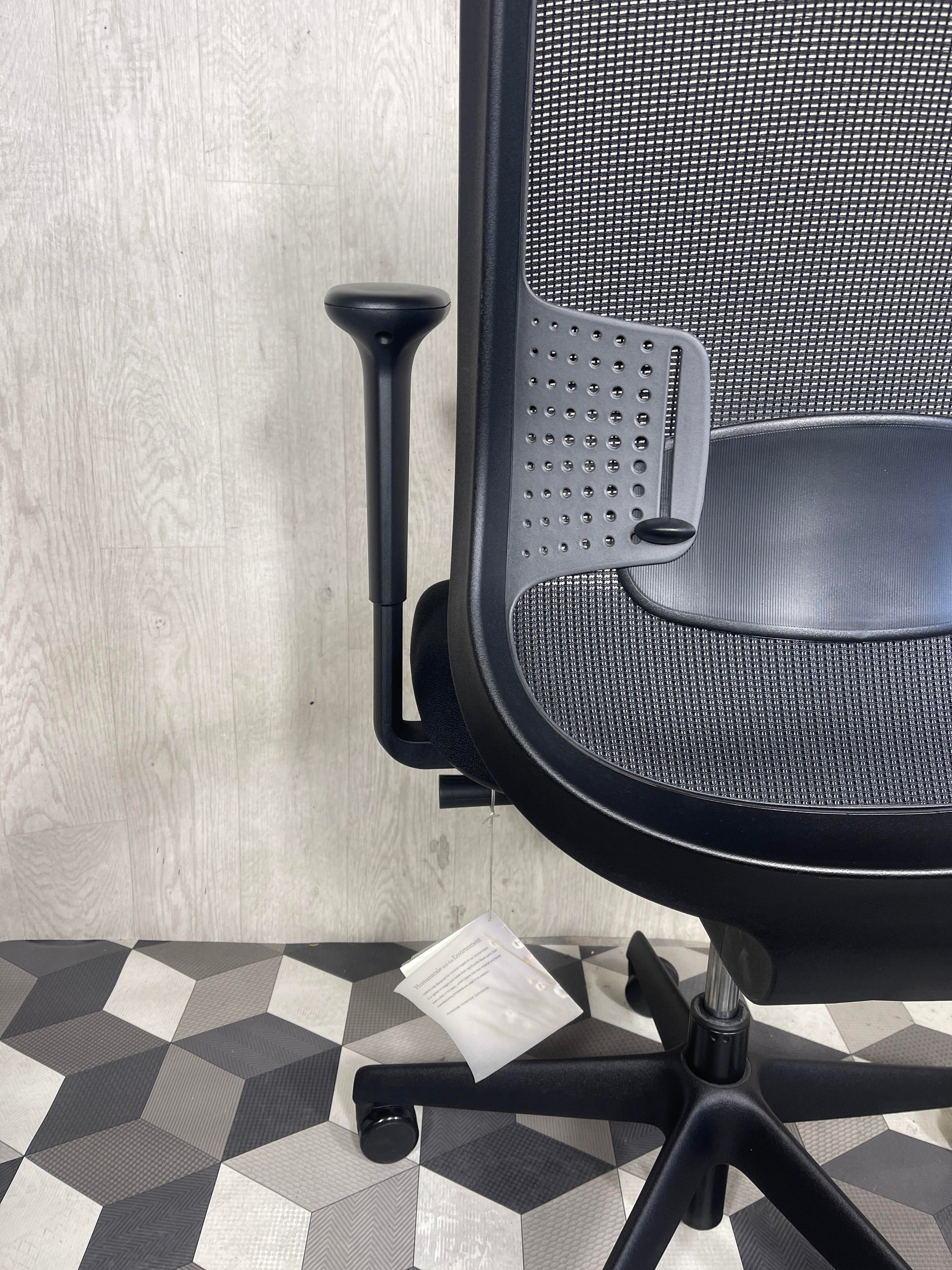 Orangebox Do Chair Black Edition Fully Loaded