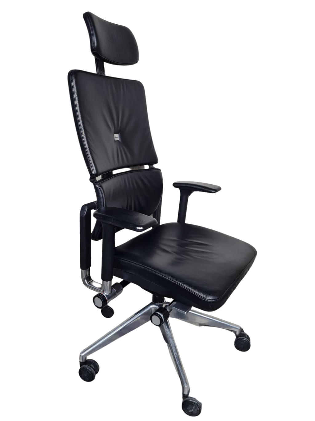 Steelcase Please V2 Distressed Black New Leather Fully Loaded