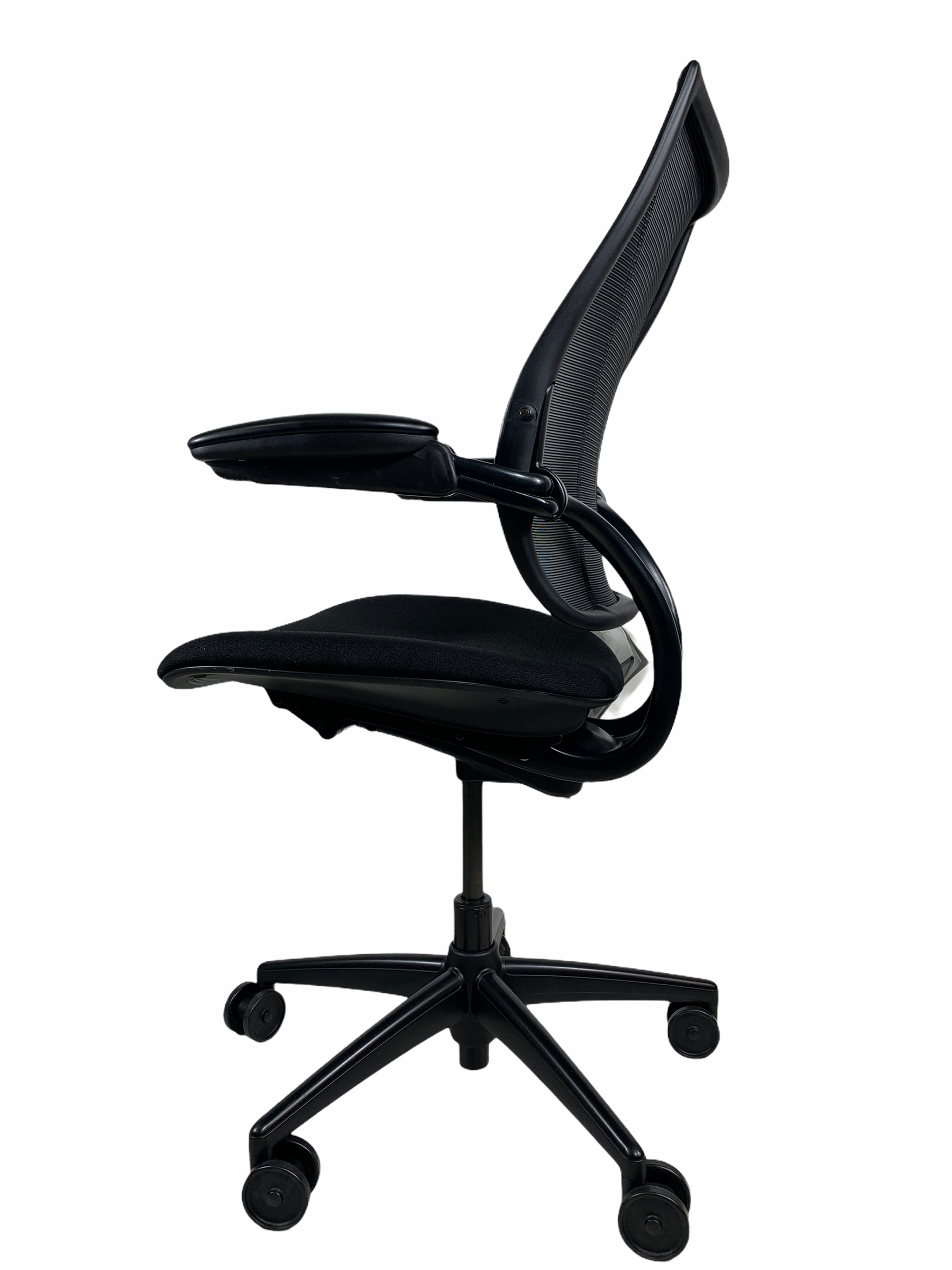HumanScale Freedom Black Edition